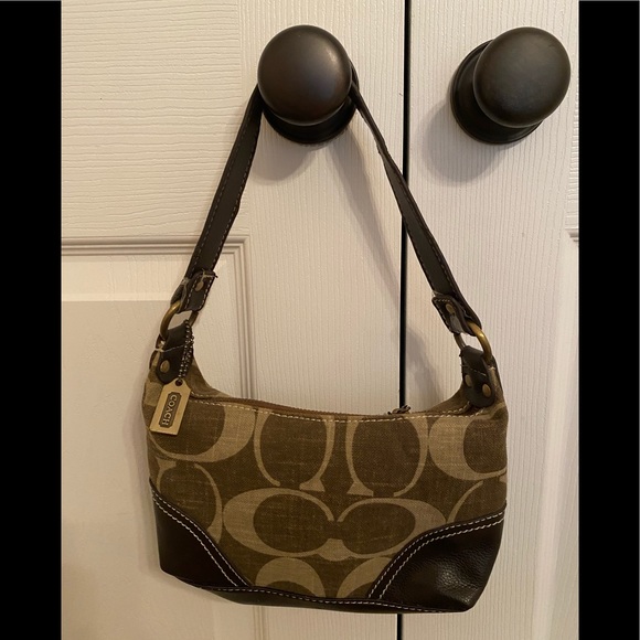 Coach Small Shoulder Purse - Picture 2 of 4